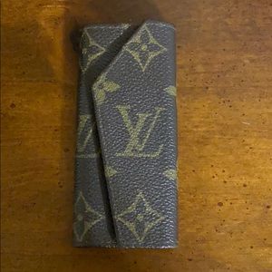 Louis Vuitton key holder